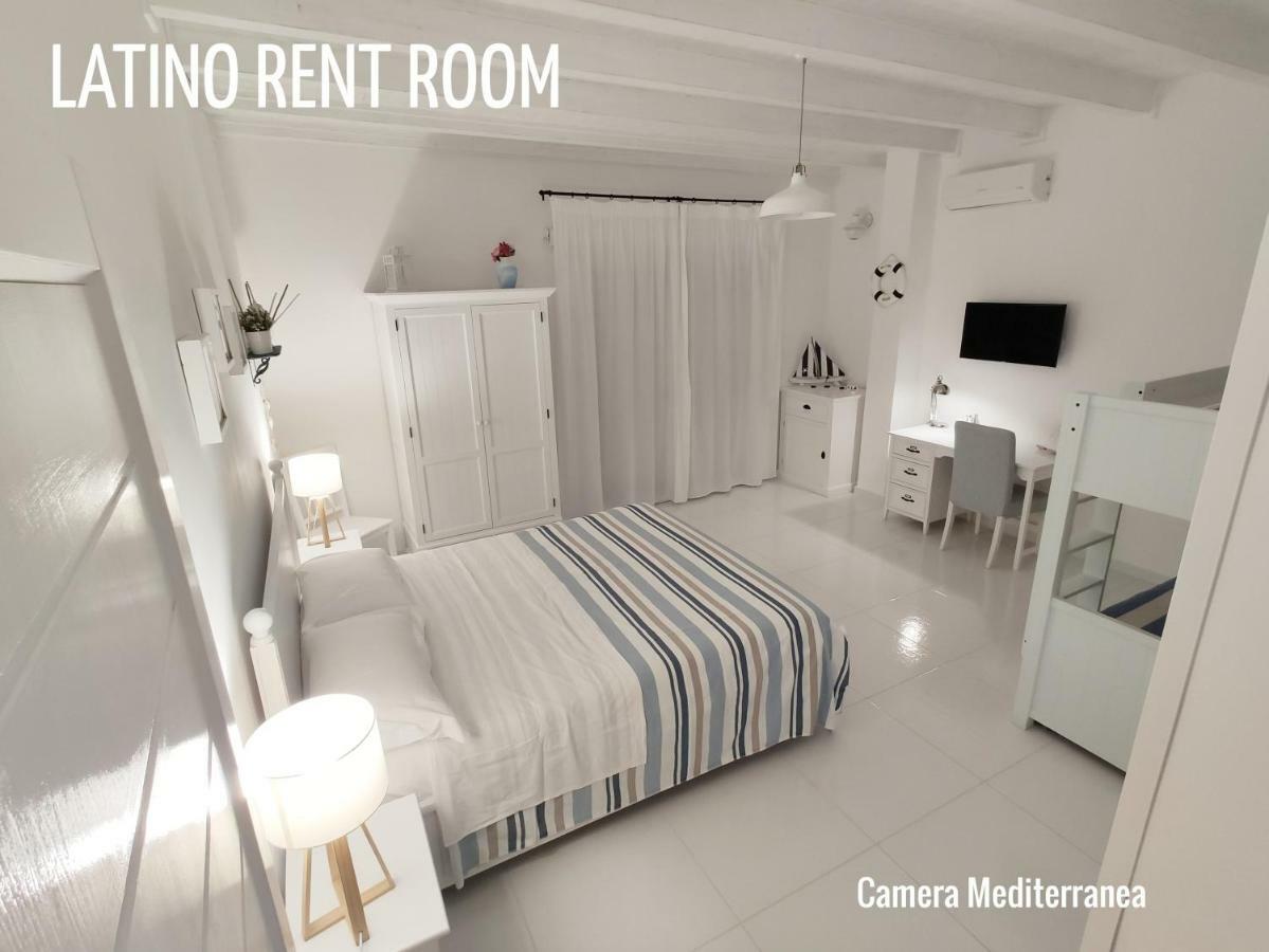Latino Rent Room B&B Vista Mare Porto Cesareo Exterior photo